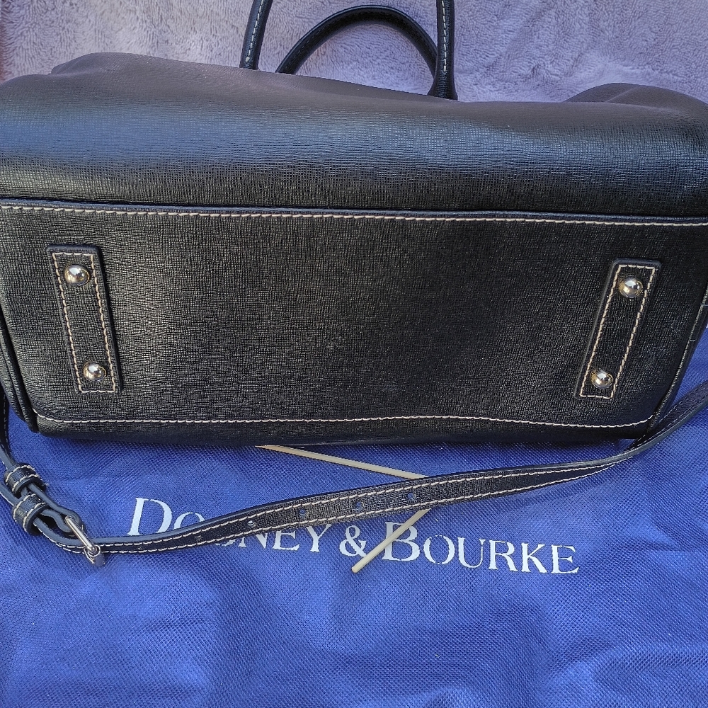 Dooney & Bourke Black Safiano Side Pocket Satchel with Matching Wristlet - Picture 5 of 5